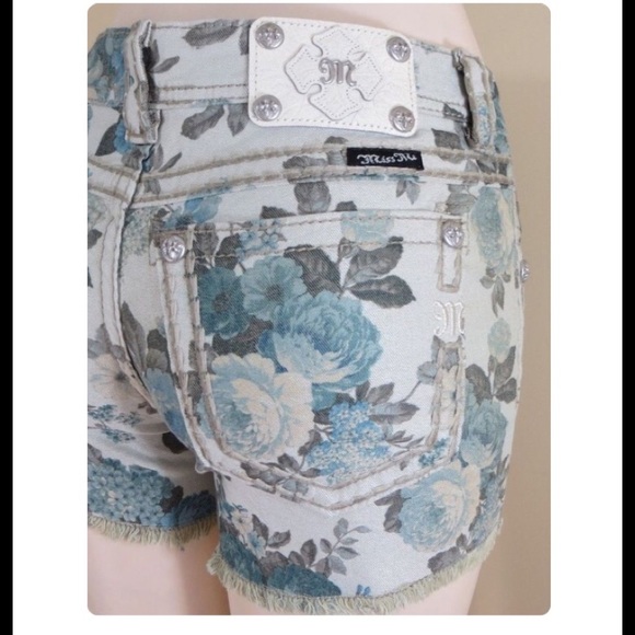 Miss Me Pants - New Miss Me floral shorts NWT